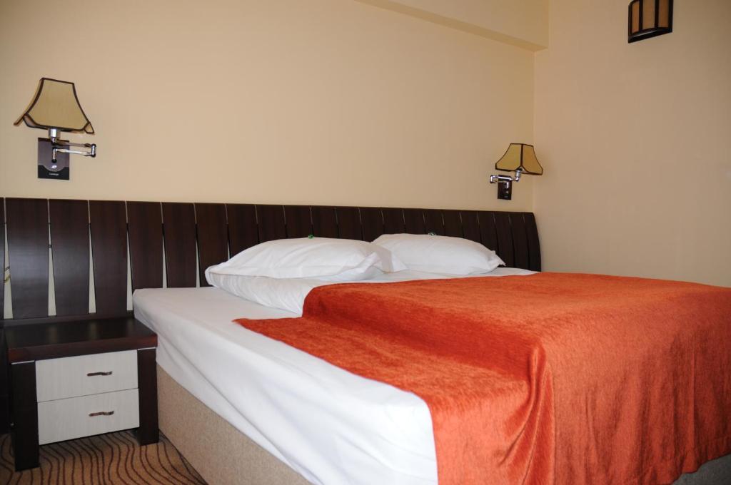 Mistral Resort Moeciu De Sus Esterno foto