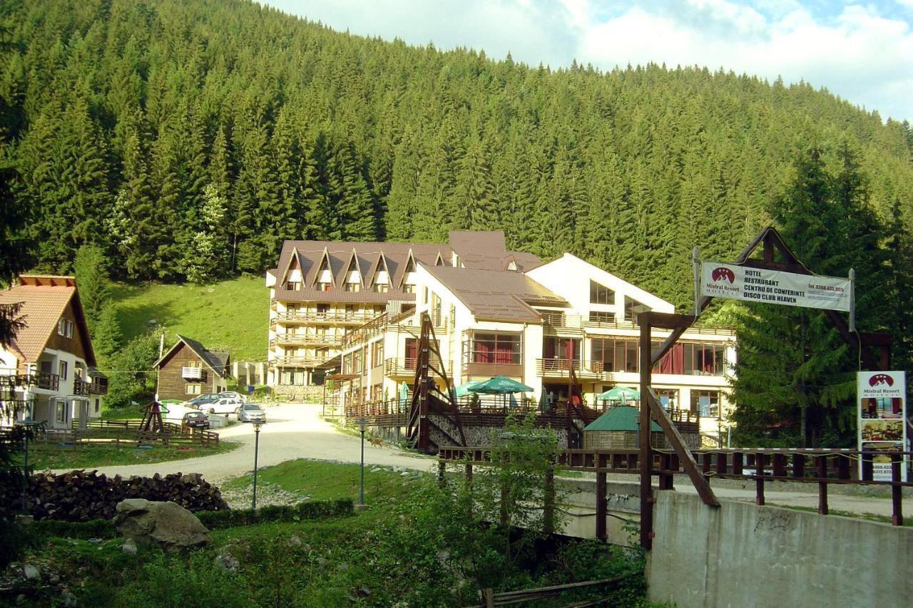 Mistral Resort Moeciu De Sus Esterno foto