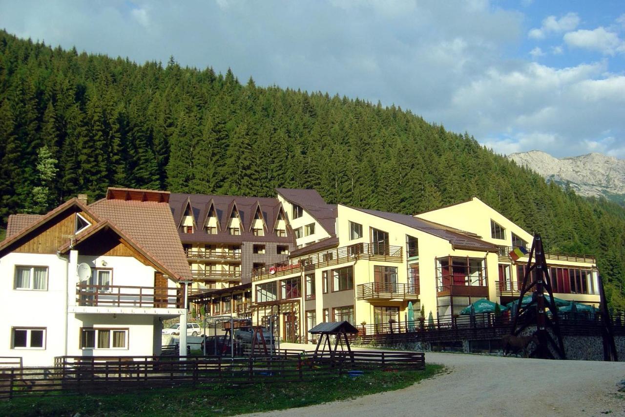 Mistral Resort Moeciu De Sus Esterno foto
