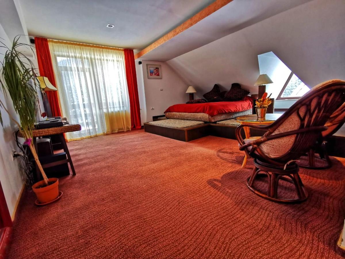 Mistral Resort Moeciu De Sus Esterno foto